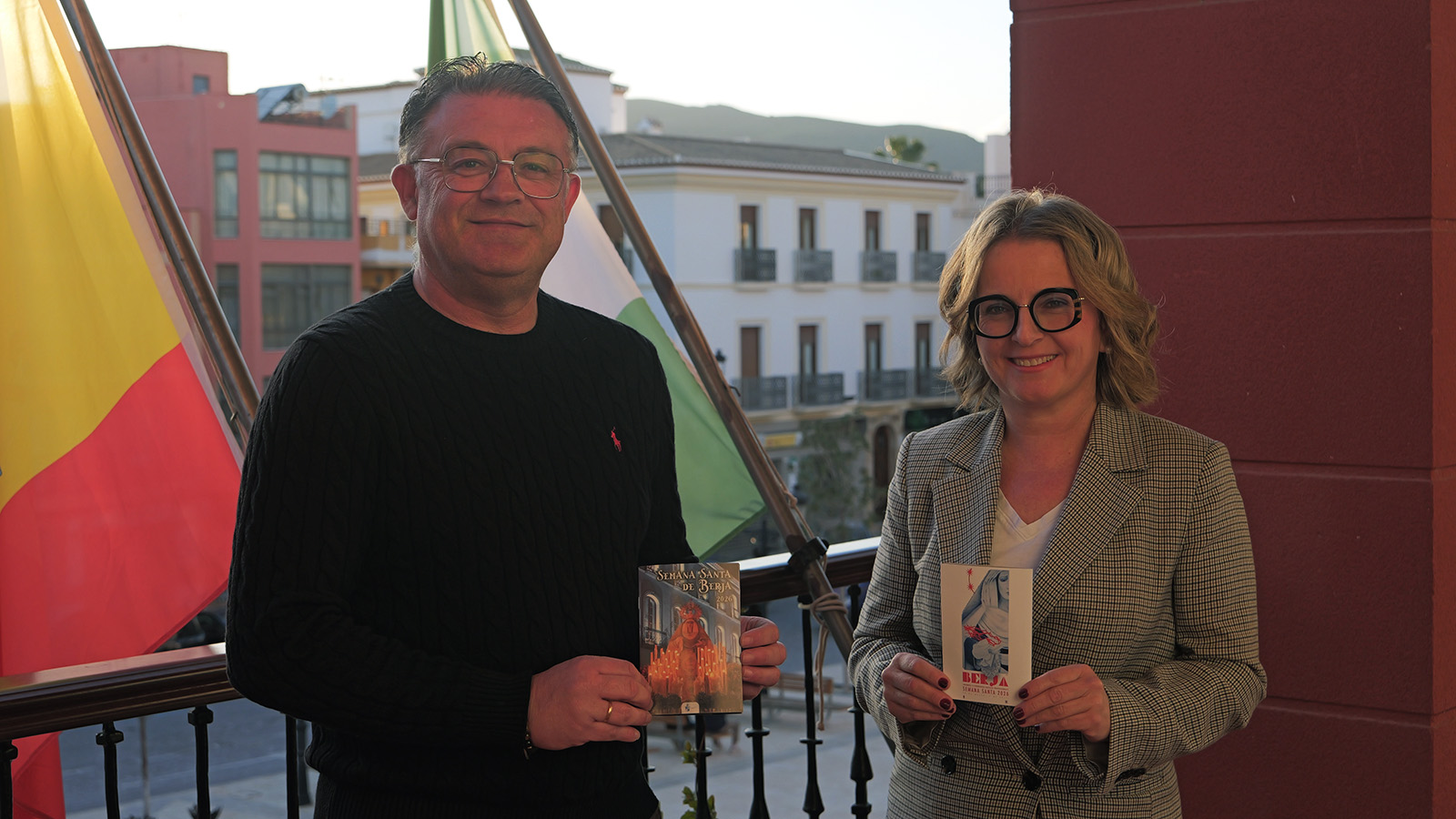 Berja pone en la calle 8.000 programas para promocionar su Semana Santa 2026